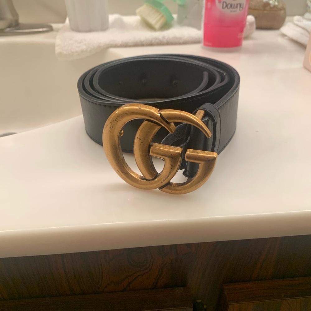 Classic gucci belt